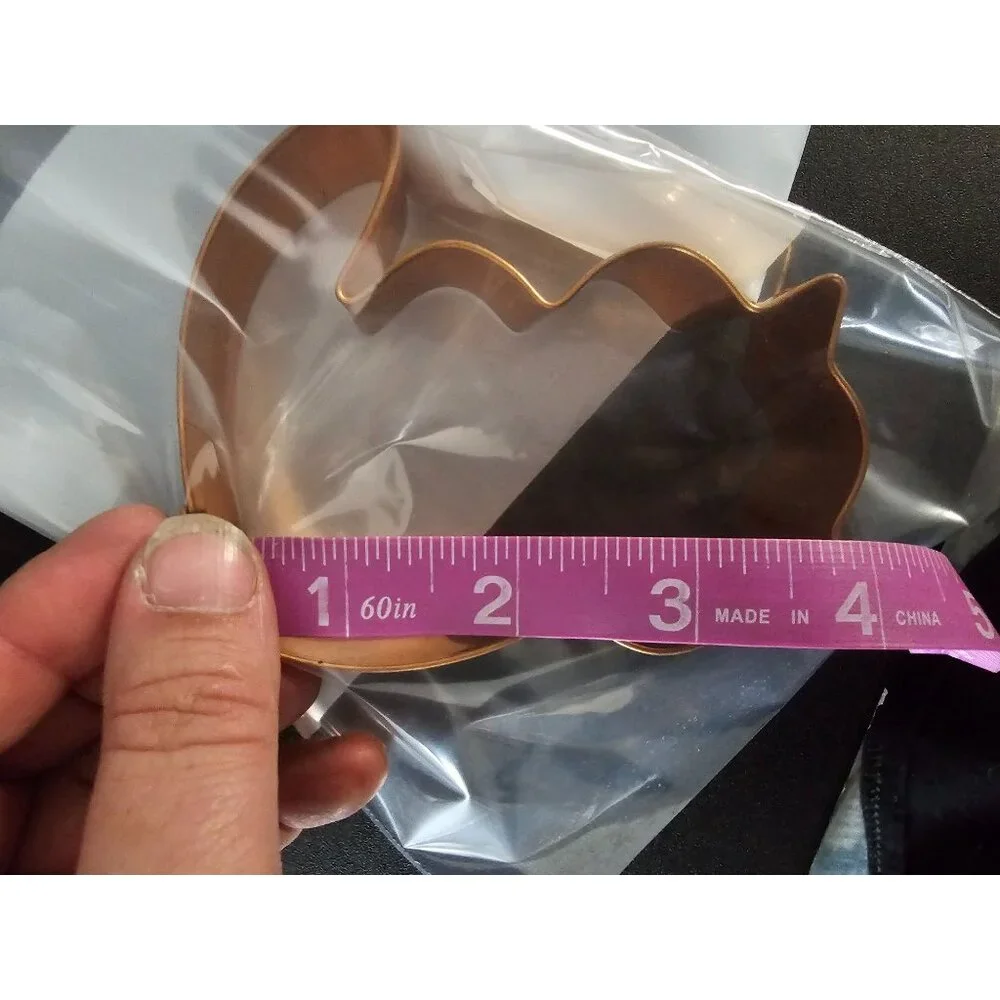 Kitchen Collectables Cat Kitten Pet Shaped Heavy Copper Cookie Treat Cutter 3.5”